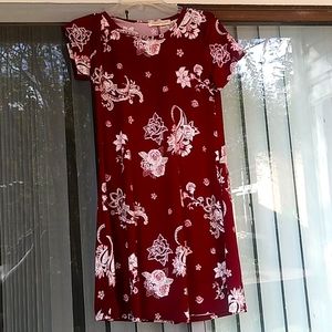 NWOT Tiffany and Grey Flower Short Sleeve …